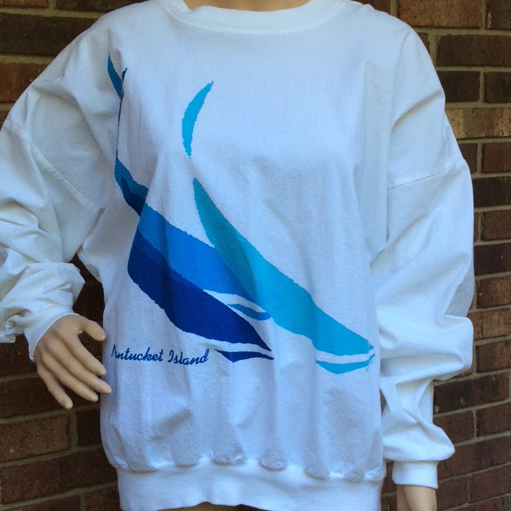 Crazy Shirt Hawaii Women’s Light Sweatshirt in Size Large